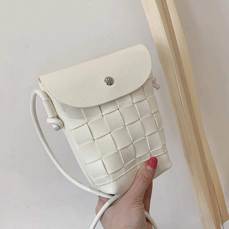 Модные миниатюрные плетеные сумки на плечо для женщин, Новинка лета 2021, женская сумка через плечо, брендовые дизайнерские милые сумки, кошел...
Модные миниатюрные плетеные сумки на плечо для женщин, Новинка лета 2021, женская сумка через плечо, брендовые дизайнерские милые сумки, кошел...