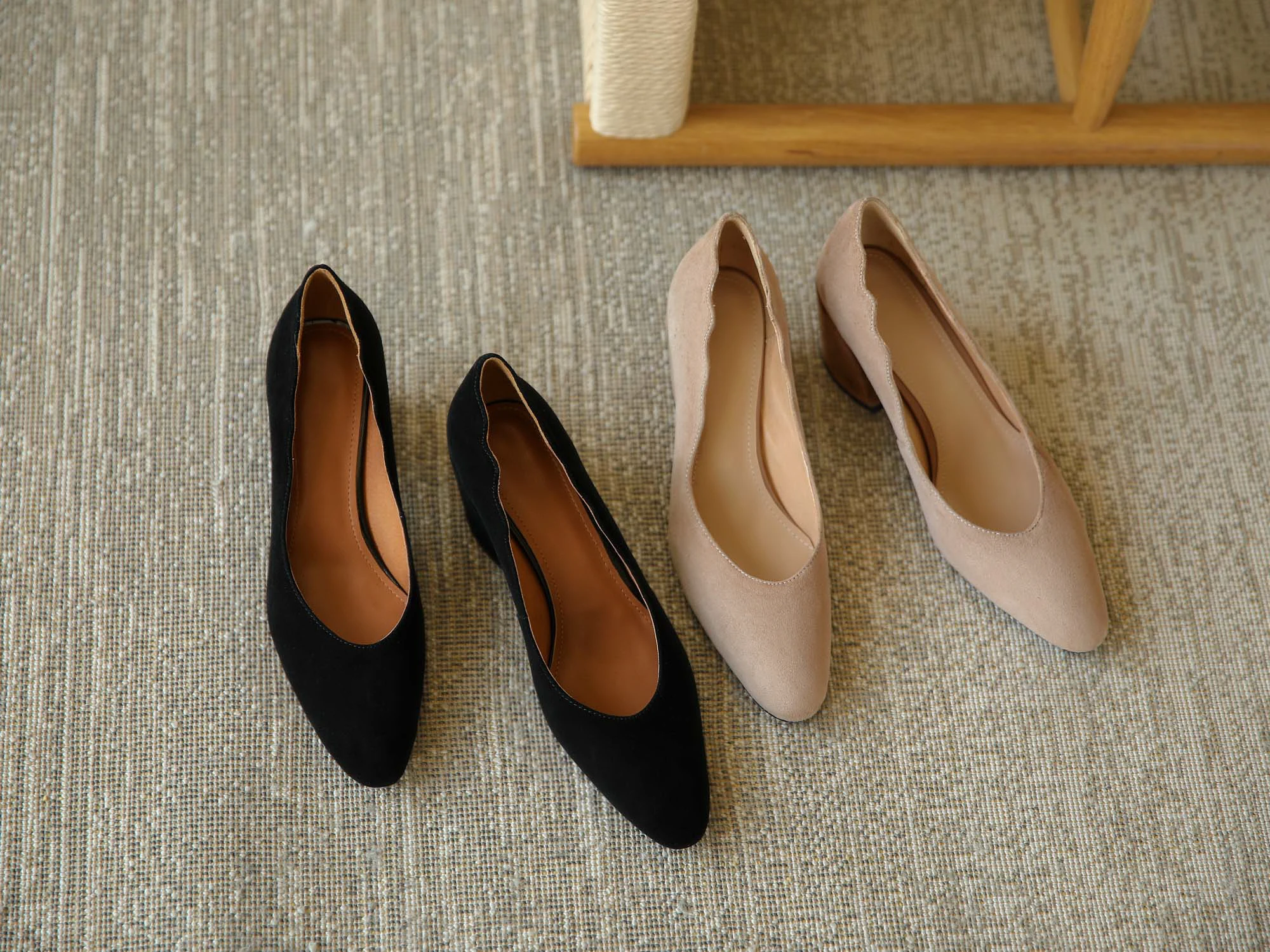 Krazing Pot 2021 spring new style sheep suede shallow streetwear round toe thick high heel slip on beauty girls women pumps L09
Krazing Pot 2021 spring new style sheep suede shallow streetwear round toe thick high heel slip on beauty girls women pumps L09