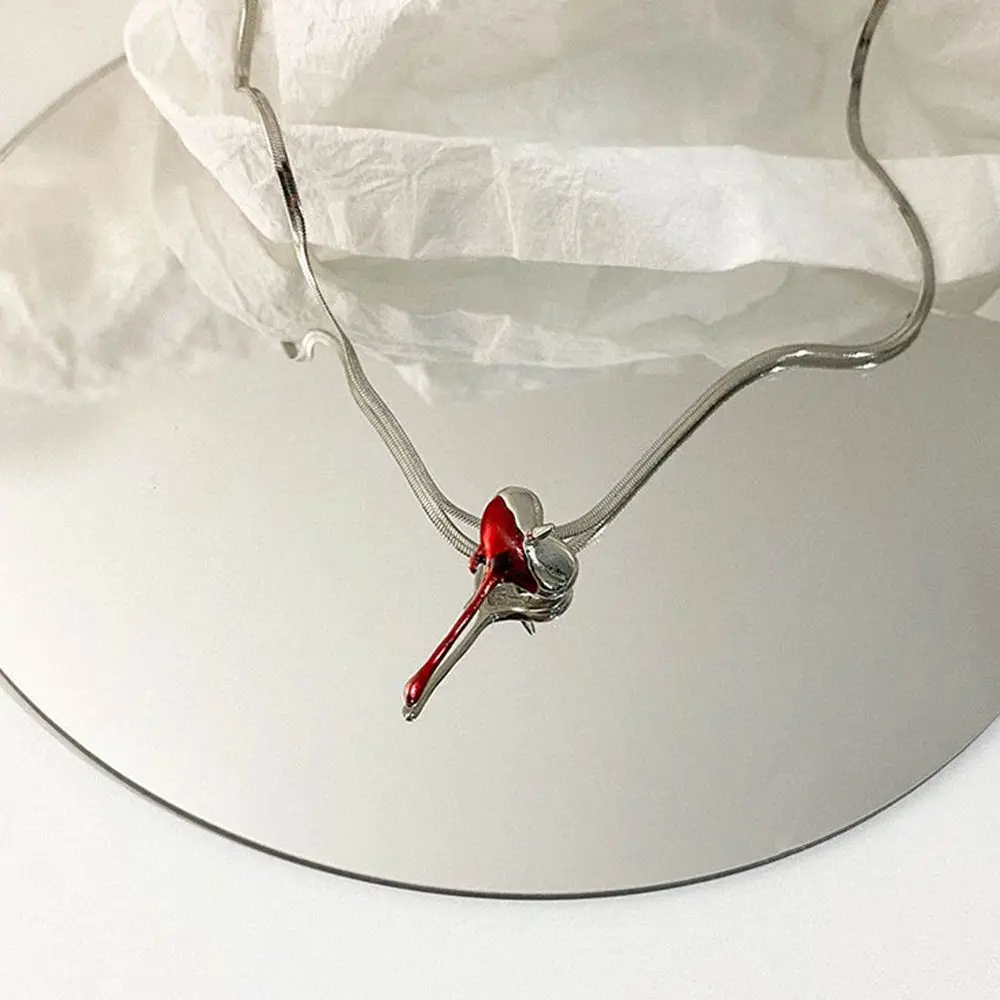 Titanium steel Gift Fashion Design Women Pendant Necklace Snake Bone Clavicle Chain Korean Style Jewelry Heart Choker
Titanium steel Gift Fashion Design Women Pendant Necklace Snake Bone Clavicle Chain Korean Style Jewelry Heart Choker