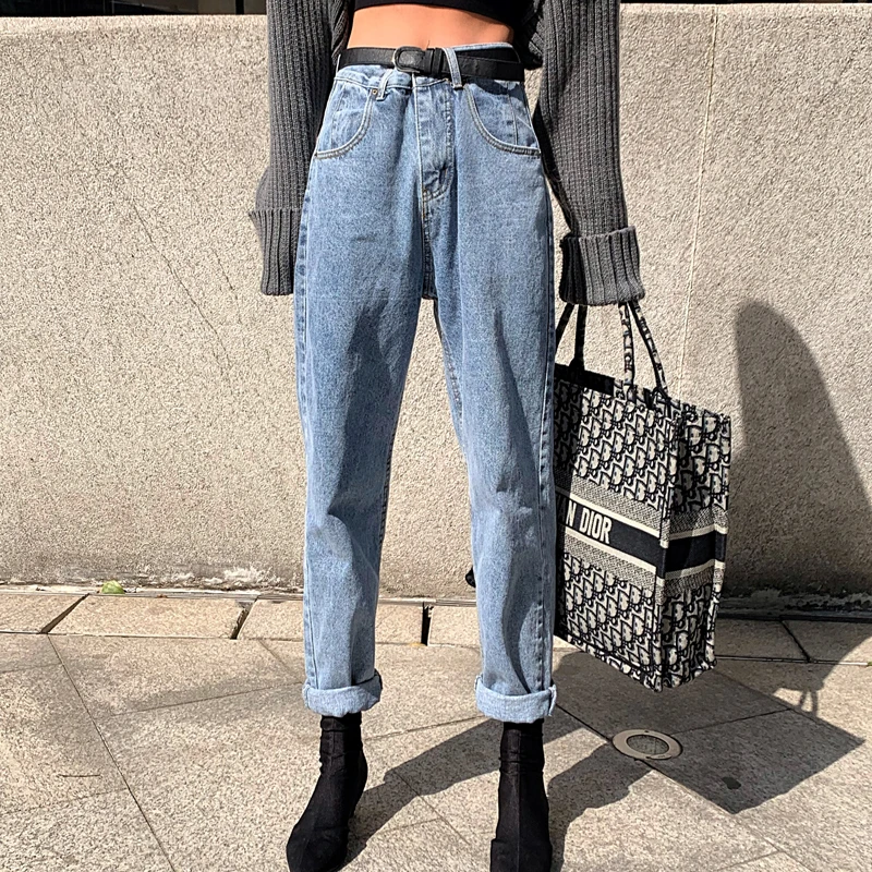 Light Blue Jeans High Waist Harem Pants Fashion Vintage Harajuku Streetwear Pocket Loose Casual Denim Trouser Women Plus Size
Light Blue Jeans High Waist Harem Pants Fashion Vintage Harajuku Streetwear Pocket Loose Casual Denim Trouser Women Plus Size