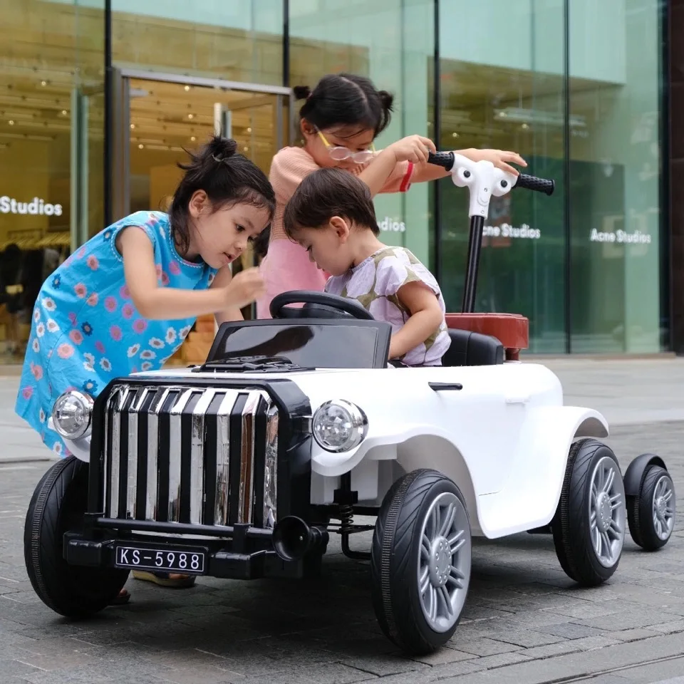 Children Electric Car Remote Control Four-Wheel Car A very large electric vehicle that you can push and push
Children Electric Car Remote Control Four-Wheel Car A very large electric vehicle that you can push and push