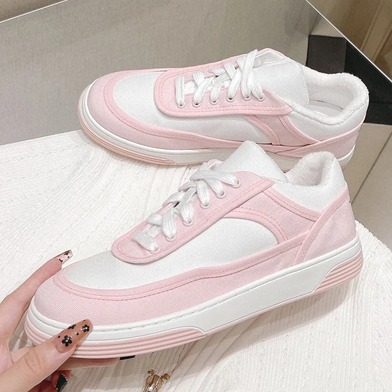 Retro Fashion Sneakers for Women Brand Designer High Quality Female Shoes for Spring Summer
Retro Fashion Sneakers for Women Brand Designer High Quality Female Shoes for Spring Summer