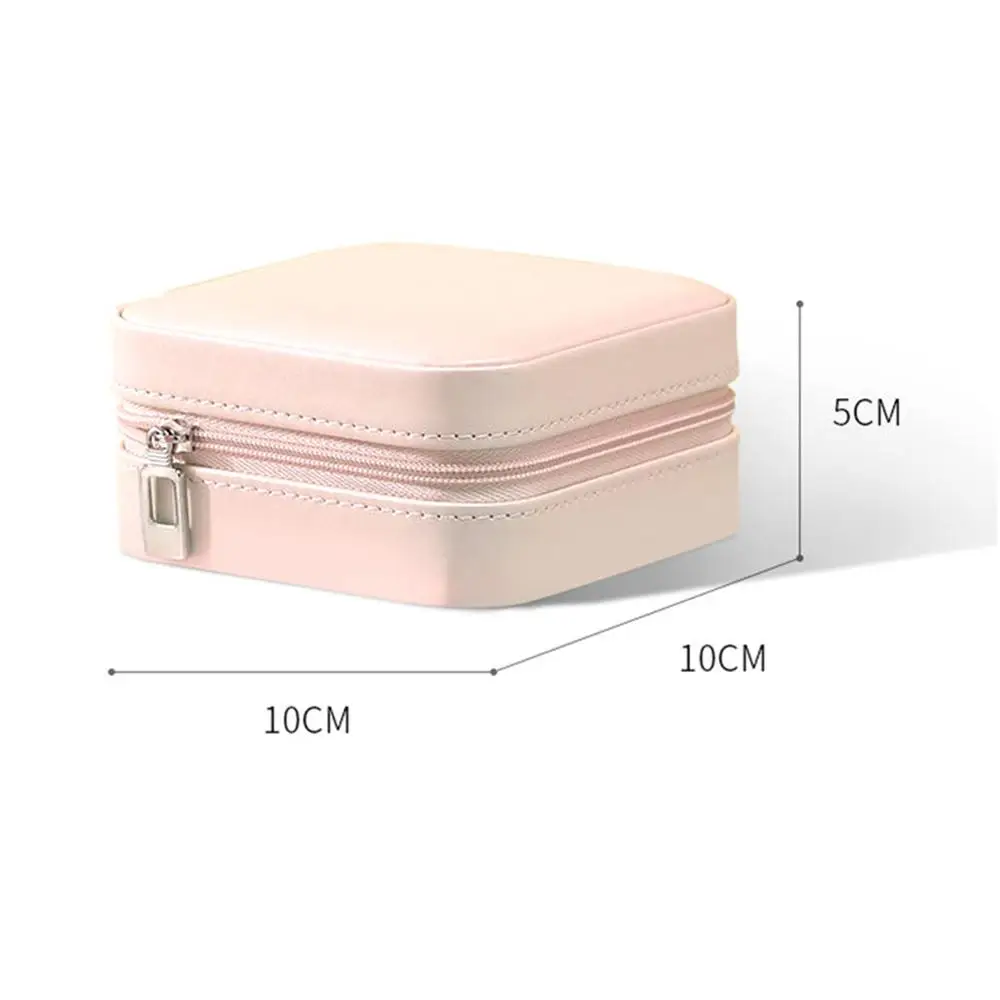 2020 Portable Artificial Leather Jewelry Box Small Travel Jewelry Portable Jewelry Box Button Leather Storage Zipper Jewelers
2020 Portable Artificial Leather Jewelry Box Small Travel Jewelry Portable Jewelry Box Button Leather Storage Zipper Jewelers