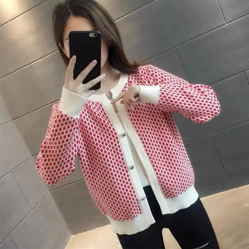 Autumn and Winter Grid Children Sweater Loose V-neck Long Sleeve Cardigan Knitting Fashion Casual Women's Clothing Tops
Autumn and Winter Grid Children Sweater Loose V-neck Long Sleeve Cardigan Knitting Fashion Casual Women's Clothing Tops