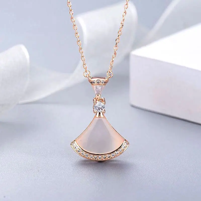 Original BVL - women's Zircon skirt necklace, exquisite handmade enamel zircon necklace skirt, luxury high-end gift jewelry 
Original BVL - women's Zircon skirt necklace, exquisite handmade enamel zircon necklace skirt, luxury high-end gift jewelry