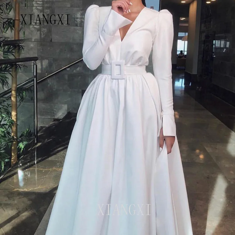 Nouveauté col en V à manches longues robes de soirée Satin blanc Simple robes de soirée a-ligne longue robe 2020 robe de soirée
Nouveauté col en V à manches longues robes de soirée Satin blanc Simple robes de soirée a-ligne longue robe 2020 robe de soirée