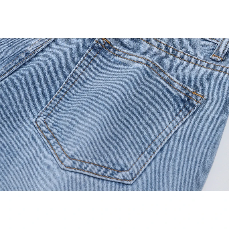 Summer Women Denim Shorts Thin High Waist 5 Point Pant 2021 New Style Casual Loose Straight Female Rough Edge Design Jean Short
Summer Women Denim Shorts Thin High Waist 5 Point Pant 2021 New Style Casual Loose Straight Female Rough Edge Design Jean Short