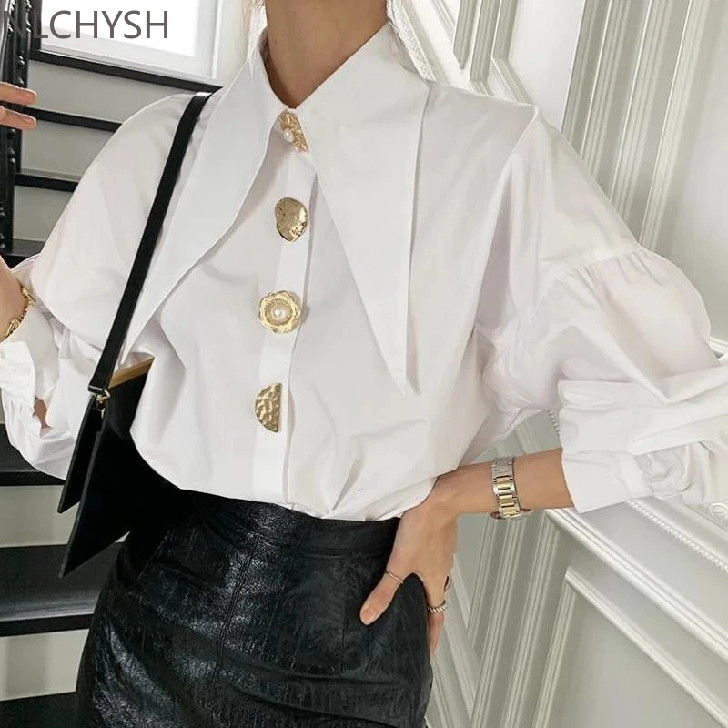 Autumn Korean Blouses Women Casual 2021 Single Breasted Lantern Sleeve Blouse Oversize Office Lady Elegant White Fashion Shirts
Autumn Korean Blouses Women Casual 2021 Single Breasted Lantern Sleeve Blouse Oversize Office Lady Elegant White Fashion Shirts