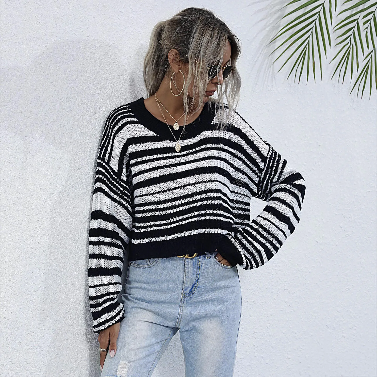 Women's Loose Round Neck Long Sleeve Striped Knitted Pullover Sweater 2020 Autumn Winter Fashion Female Mujer Suteres
Women's Loose Round Neck Long Sleeve Striped Knitted Pullover Sweater 2020 Autumn Winter Fashion Female Mujer Suteres