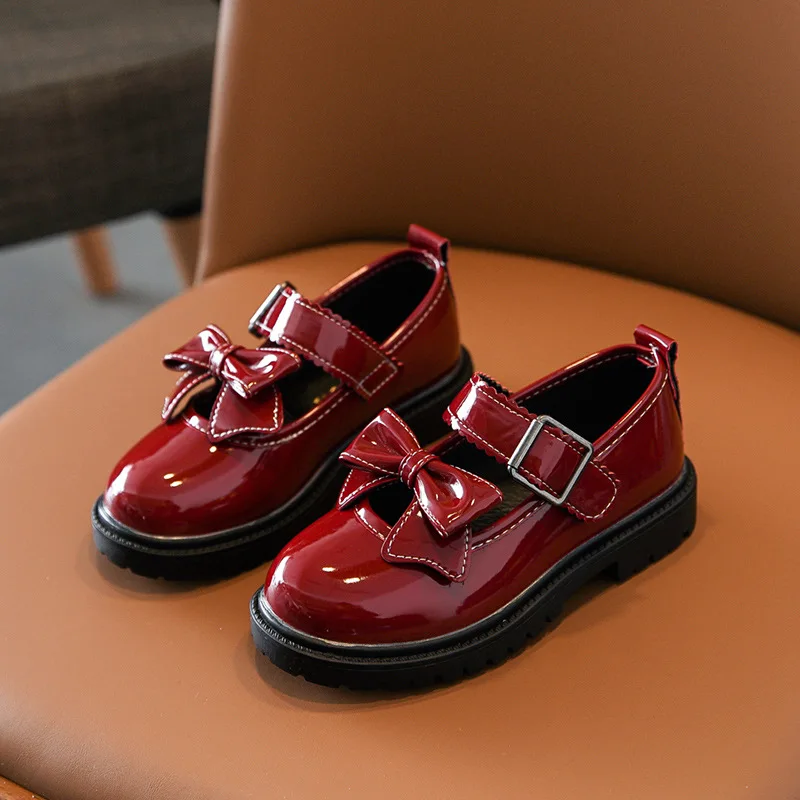 

Демисезонная кожаная обувь для девочек в британском стиле, удобная мягкая подошва, детская обувь с бантом