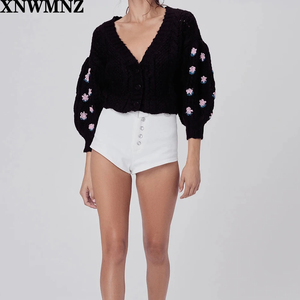 Za Floral Embroidery Chic Women Sweater Cardigan Long Sleeve Autumn Winter Sweaters Knitted Tops Boho Short Style Knitwear
Za Floral Embroidery Chic Women Sweater Cardigan Long Sleeve Autumn Winter Sweaters Knitted Tops Boho Short Style Knitwear