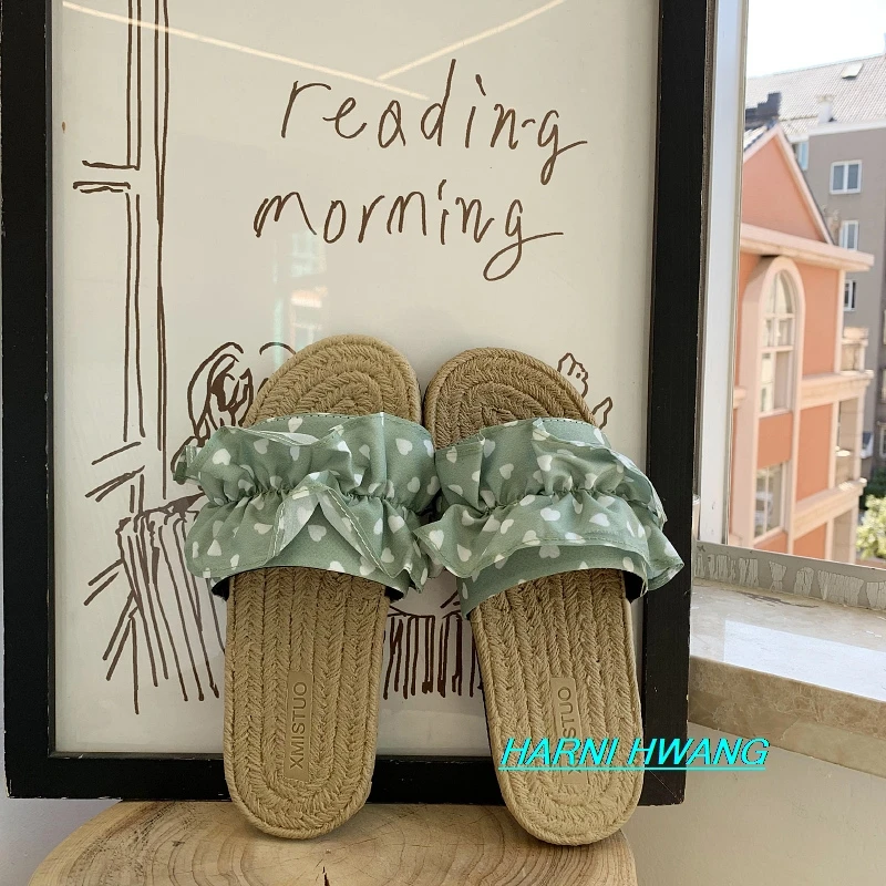 Summer ladies casual fashion sandals linen material comfortable and breathable flip flops outdoor beach walk women slippers
Summer ladies casual fashion sandals linen material comfortable and breathable flip flops outdoor beach walk women slippers
