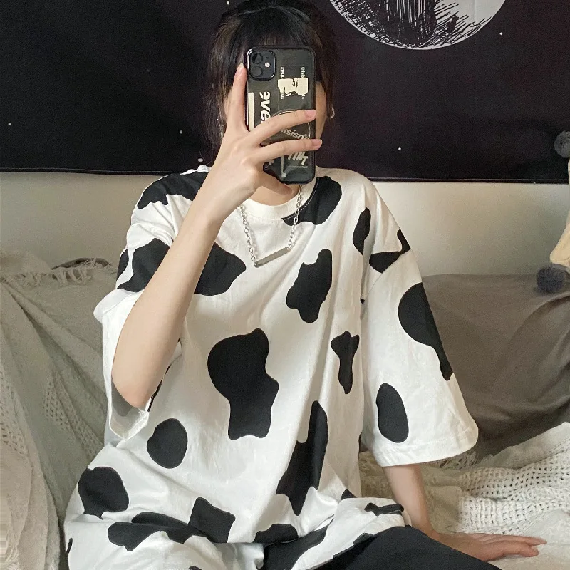 New Ladies T-shirt Cow Print T-shirt Streetwear Tops Female T-shirt Oversized Loose Short Sleeve Harajuku Female T-shirt
New Ladies T-shirt Cow Print T-shirt Streetwear Tops Female T-shirt Oversized Loose Short Sleeve Harajuku Female T-shirt