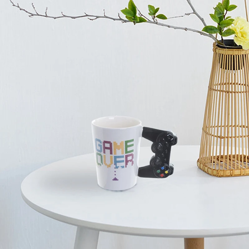 Creative Game Over Coffee Mug 3D Game Controller Handle Mug Ceramic Cup Milk Tea Mugs Gameboy Birthday New Gift Wholesale
Creative Game Over Coffee Mug 3D Game Controller Handle Mug Ceramic Cup Milk Tea Mugs Gameboy Birthday New Gift Wholesale