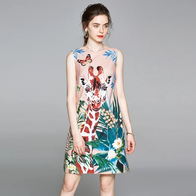 Summer Women Loose Plus Size Designer Runway Dress O-Neck Sleeveless Chic Print Vintage Tank Dress Ladies Party Elegant Dresses
Summer Women Loose Plus Size Designer Runway Dress O-Neck Sleeveless Chic Print Vintage Tank Dress Ladies Party Elegant Dresses