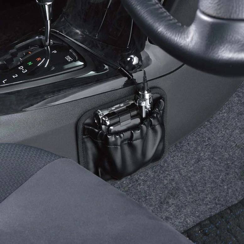 Car PU leather storage bag seat mobile phone loan storage bag multifunctional car storage bag hanging bag rack placed in the car 
Car PU leather storage bag seat mobile phone loan storage bag multifunctional car storage bag hanging bag rack placed in the car