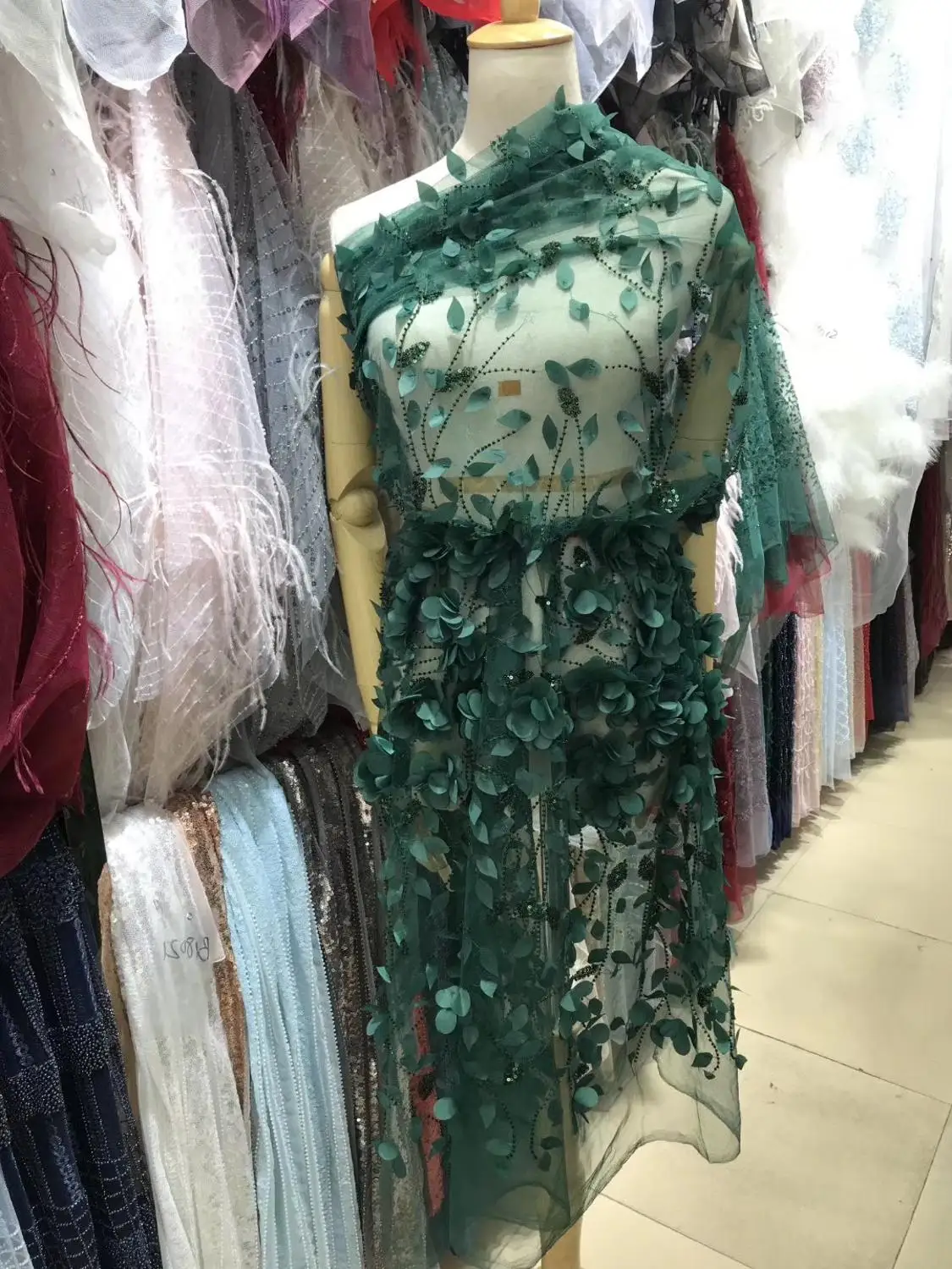 new arrival French net lace fabric Africa 3d flower lace blue.green pink color embroidery tulle lace fabric party dress
new arrival French net lace fabric Africa 3d flower lace blue.green pink color embroidery tulle lace fabric party dress