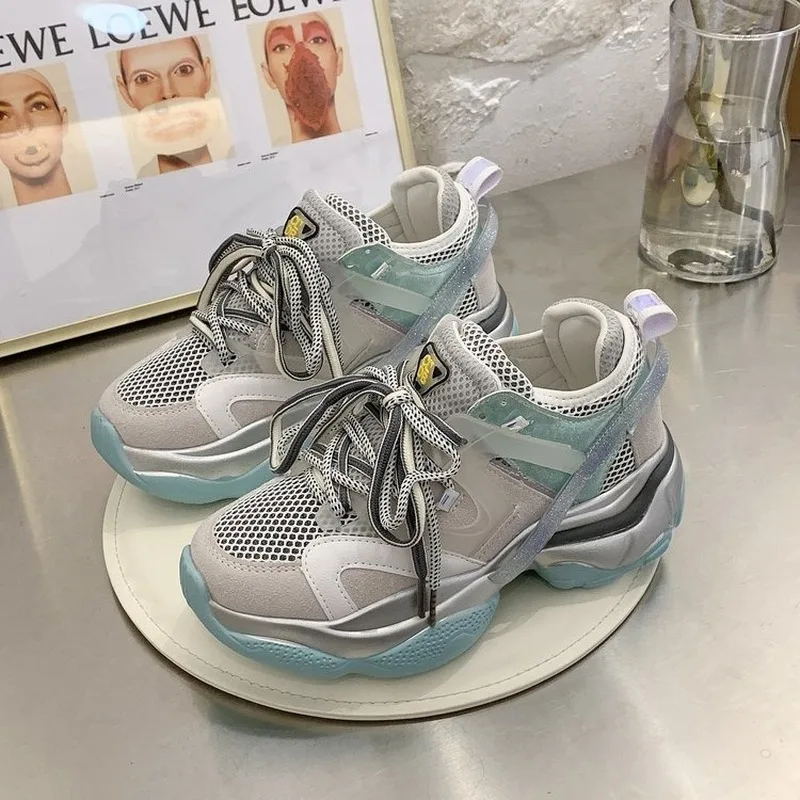 Fashion Women Chunky Sneakers Summer Breathable Mesh Dad Shoes Thick Sole Non-slip and Wear-resistant Lace Up Women Shoes
Fashion Women Chunky Sneakers Summer Breathable Mesh Dad Shoes Thick Sole Non-slip and Wear-resistant Lace Up Women Shoes