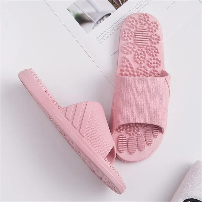 Wholesale Women/Men Massage Slippers Indoor Non-slip Bathroom Slides Ladies/Male Designer Flip Flops Couples Shoe Female Sandals
Wholesale Women/Men Massage Slippers Indoor Non-slip Bathroom Slides Ladies/Male Designer Flip Flops Couples Shoe Female Sandals
