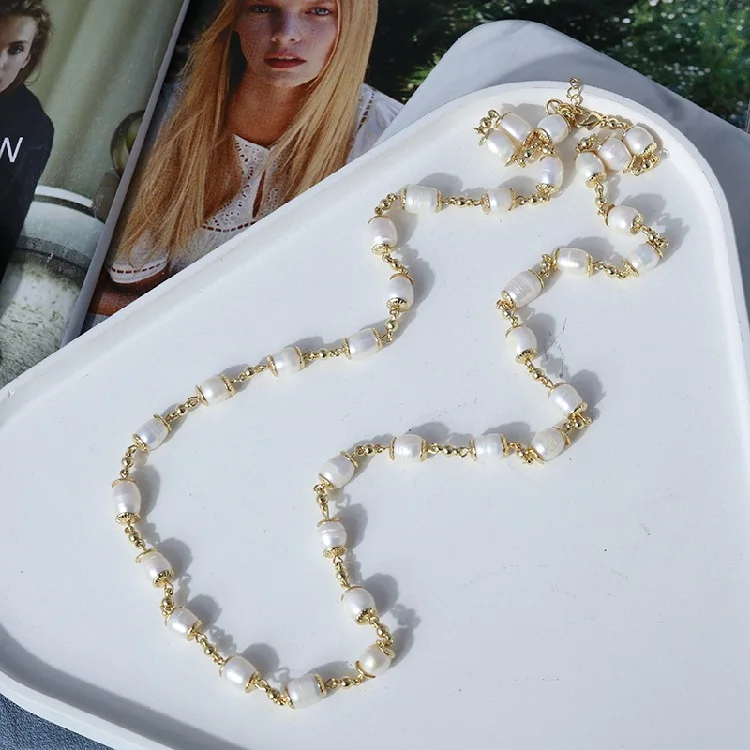 Women Long Chain Coat Real Pearl Necklace High Quality Vintage Baroco Style Girls Gift Necklace Brand Luxury Statement Jewelry
Women Long Chain Coat Real Pearl Necklace High Quality Vintage Baroco Style Girls Gift Necklace Brand Luxury Statement Jewelry
