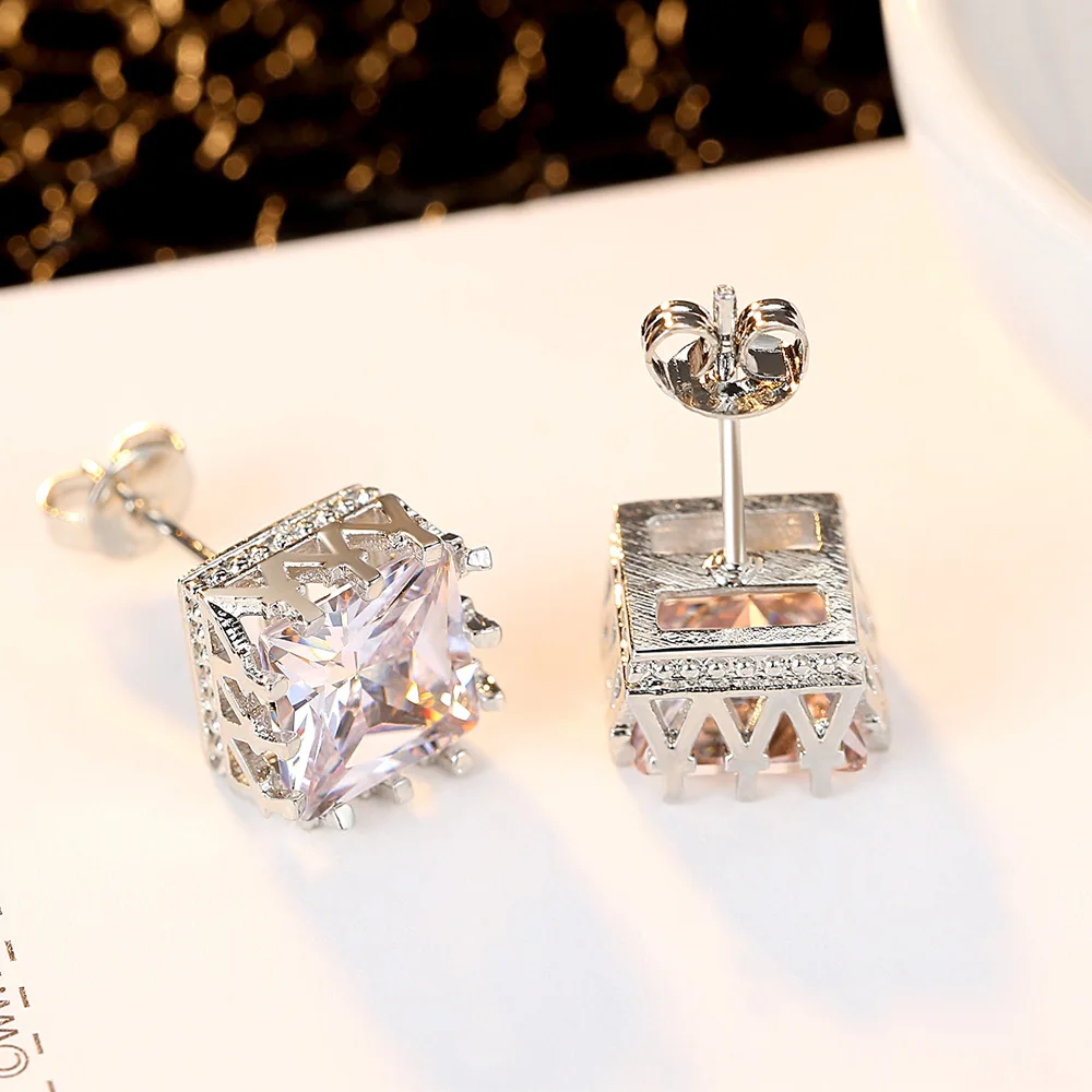 Fashion Women Ear Ring Jewelry 6MM Hollow Square Zircon Crystal Ear Studs Ring Ladies Gift Earrings
Fashion Women Ear Ring Jewelry 6MM Hollow Square Zircon Crystal Ear Studs Ring Ladies Gift Earrings