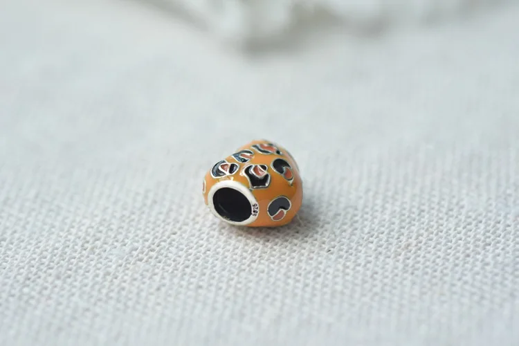 2020 New Arrival 925 Sterling Silver Spotted Heart Beads fit Original Pandora Charms Bracelets Women DIY Jewelry Gift
2020 New Arrival 925 Sterling Silver Spotted Heart Beads fit Original Pandora Charms Bracelets Women DIY Jewelry Gift