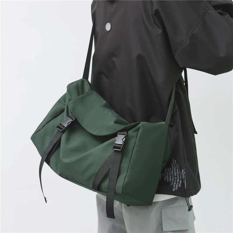 Insert Buckles Flap Messenger Bag Korea Japan Popular Trend New Design Shoulder Briefcase Bag for Women Men Shoulder Bag
Insert Buckles Flap Messenger Bag Korea Japan Popular Trend New Design Shoulder Briefcase Bag for Women Men Shoulder Bag