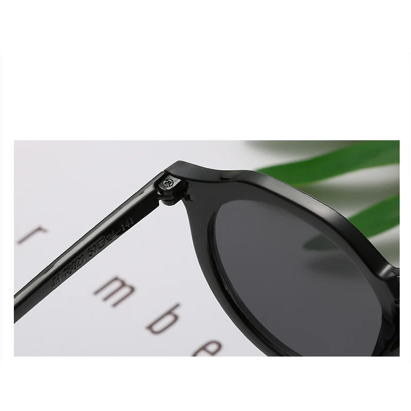 New Round Gradient Sunglasses Men Women Brand Designer Sun Glasses for Male Female Stylish Eyewear Vintage Oculos De Sol UV400
New Round Gradient Sunglasses Men Women Brand Designer Sun Glasses for Male Female Stylish Eyewear Vintage Oculos De Sol UV400