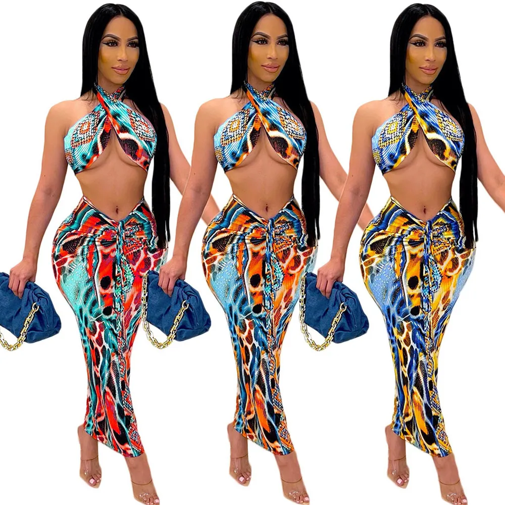 Sexy Snake Skin Print Two 2 Piece Sets Women Clothing Halter Backless Crop Top and High Waist Ruched Skinny Skirt Party Suits
Sexy Snake Skin Print Two 2 Piece Sets Women Clothing Halter Backless Crop Top and High Waist Ruched Skinny Skirt Party Suits
