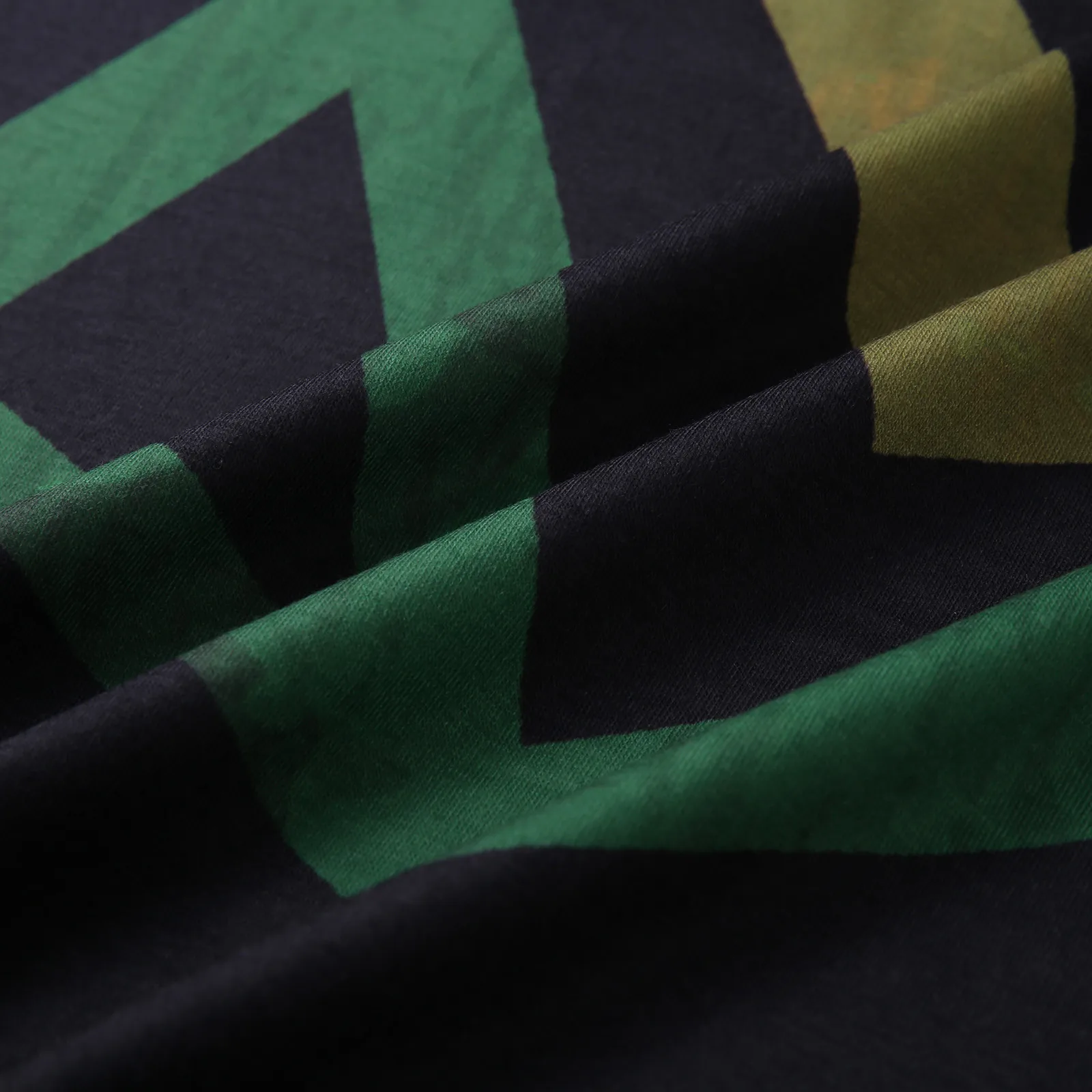 Men's T-shirt Plus Size Summer Fashion Geometric Pattern Casual Tee Short Sleeve Printed Retro Tshirts Men Tops
Men's T-shirt Plus Size Summer Fashion Geometric Pattern Casual Tee Short Sleeve Printed Retro Tshirts Men Tops