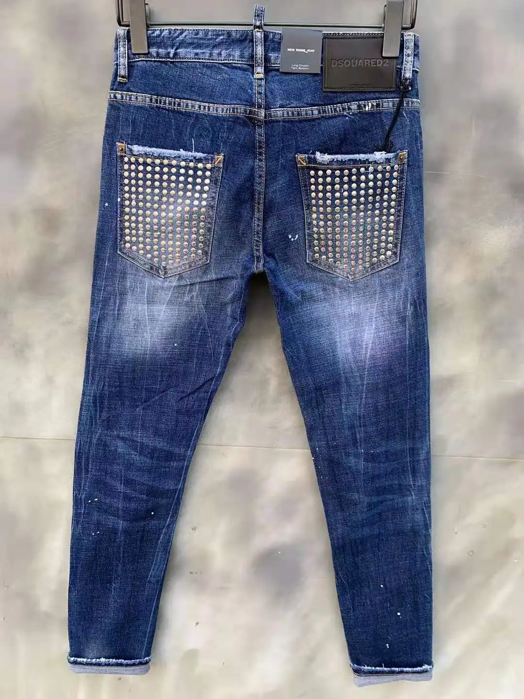 New DSQUARED2 Men's/Women's Ripped Jeans, Fashion Washed Frayed Patch, Paint Made Old Stretch Pants 005
New DSQUARED2 Men's/Women's Ripped Jeans, Fashion Washed Frayed Patch, Paint Made Old Stretch Pants 005