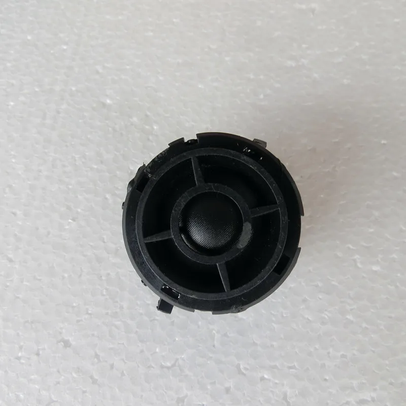2pcs 40mm Silk film Car Tweeter 4ohm 4Ω 30W Neodymium Speaker Loudspeaker Treble
2pcs 40mm Silk film Car Tweeter 4ohm 4Ω 30W Neodymium Speaker Loudspeaker Treble