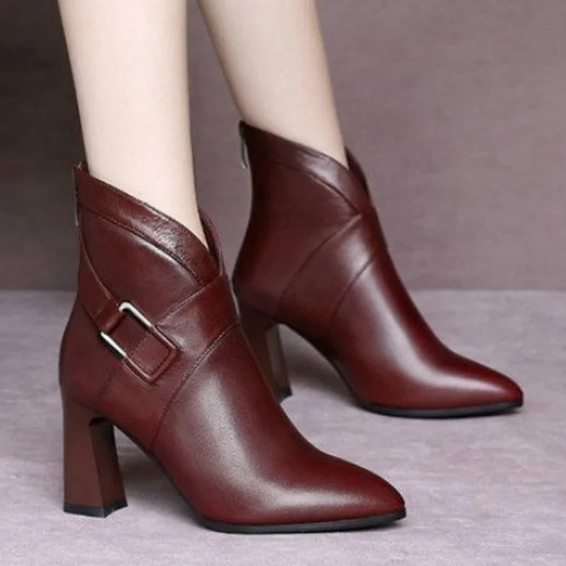 New Fashion Ladies Chunky Heels Ankle Boots 2021 Concise Elegant Boots Women Party Office Zip Pointed Toe Shoes Woman
New Fashion Ladies Chunky Heels Ankle Boots 2021 Concise Elegant Boots Women Party Office Zip Pointed Toe Shoes Woman