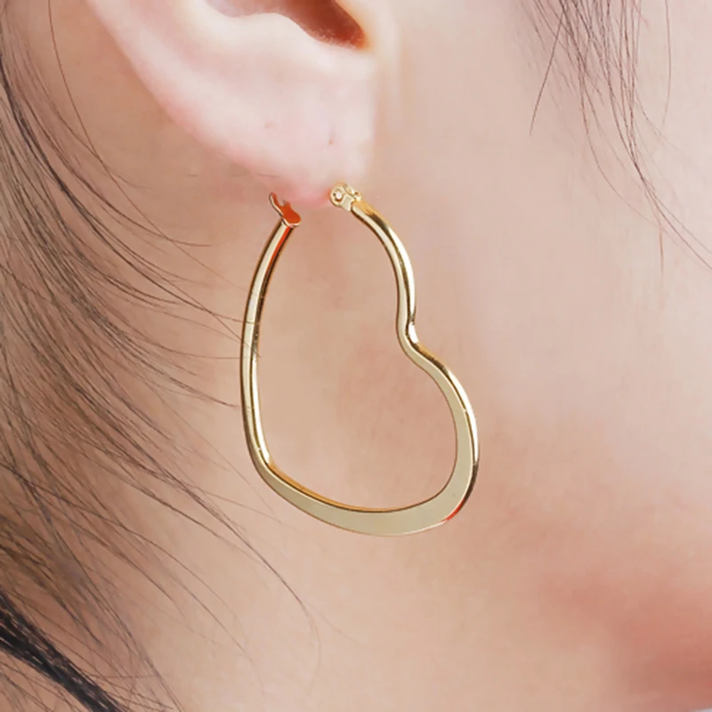 304 Stainless Steel Earrings Gold Color Heart Earring for Women Party Everyday decorations Ear Jewelry for Woman Gifts ,1 Pair
304 Stainless Steel Earrings Gold Color Heart Earring for Women Party Everyday decorations Ear Jewelry for Woman Gifts ,1 Pair