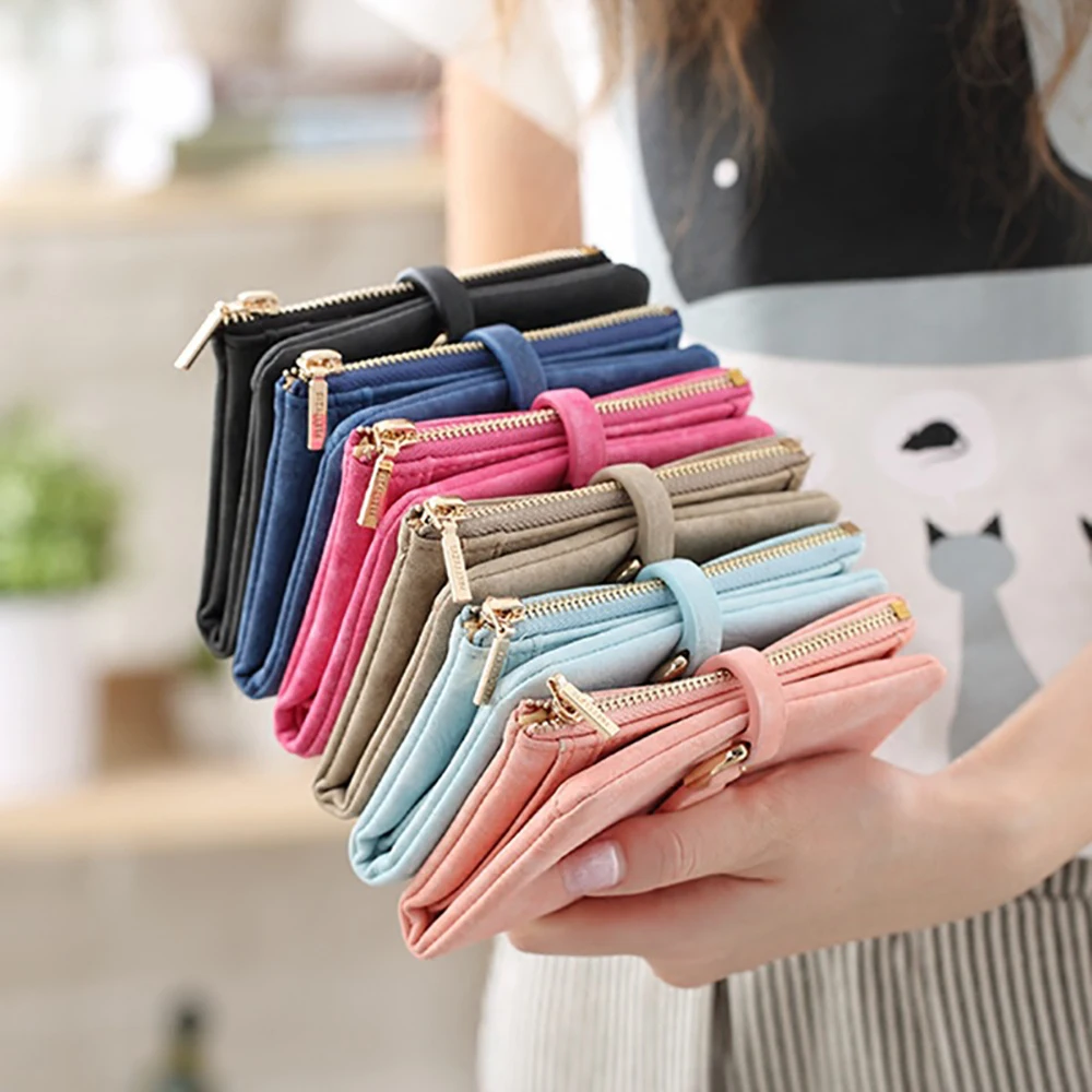 Fashion Women Vintage Leaf Short Wallet Pendant PU Leather Purse Passport Card Holder Portable Zipper Buckle Handbag
Fashion Women Vintage Leaf Short Wallet Pendant PU Leather Purse Passport Card Holder Portable Zipper Buckle Handbag