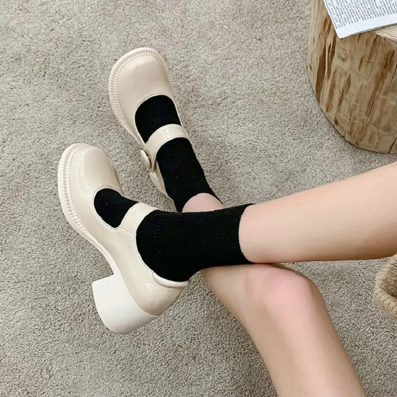 Sianie Tianie 2021 Spring Patent PU Leather Round Toe Girls Mary Janes Shoes Cute Japanese Lolita Women Chunky High Heels Pumps
Sianie Tianie 2021 Spring Patent PU Leather Round Toe Girls Mary Janes Shoes Cute Japanese Lolita Women Chunky High Heels Pumps