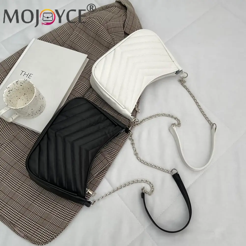 Retro Women Shoulder Bags Female Messenger Bags Geometric Embossing Vintage Handbag All Season Match Flap Purse
Retro Women Shoulder Bags Female Messenger Bags Geometric Embossing Vintage Handbag All Season Match Flap Purse