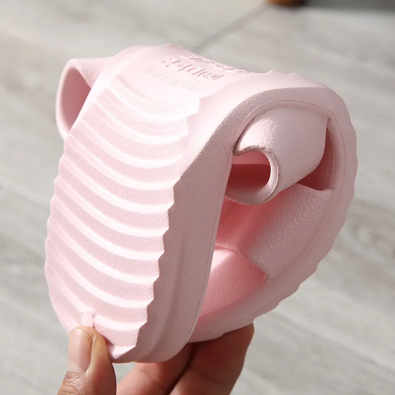 Summer Simple Home Indoor Men and Women's Slippers Cross with Lovers Bathroom Sandals EVA Antiskid Slippers 2021 Woman Shoes
Summer Simple Home Indoor Men and Women's Slippers Cross with Lovers Bathroom Sandals EVA Antiskid Slippers 2021 Woman Shoes