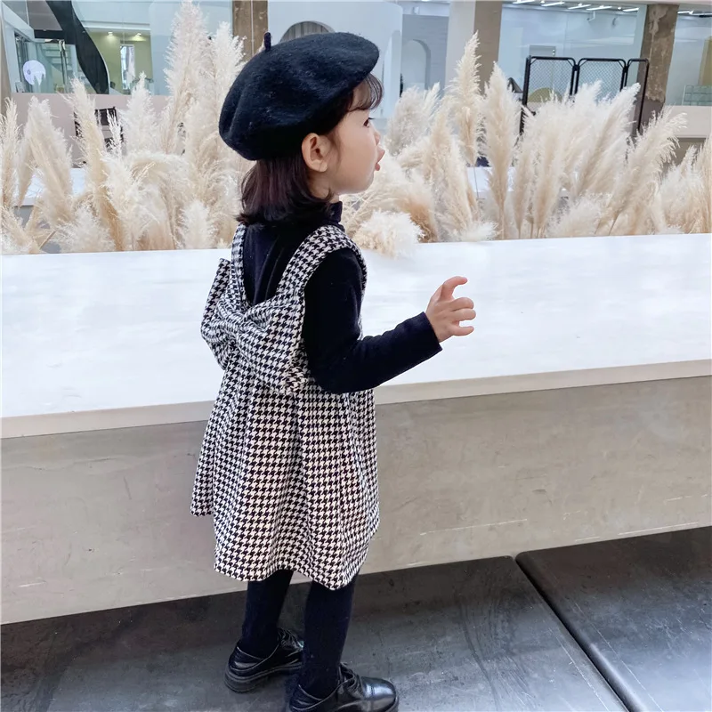 DFXD High Quality Toddler Girls Dress New Winter England Style Plaid Woolen Vest Dress Sleeveless Bowknot Princess Dress 2-7Yrs
DFXD High Quality Toddler Girls Dress New Winter England Style Plaid Woolen Vest Dress Sleeveless Bowknot Princess Dress 2-7Yrs