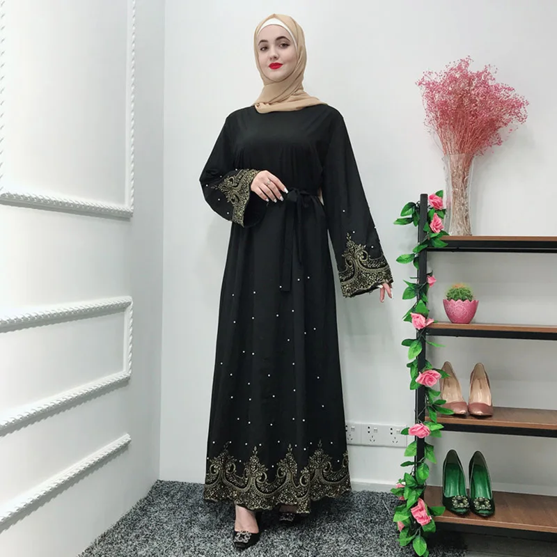 Ebay Мода Вышивка бисером черные ИД Мубарак платье Саудовская Аравия мусульманское Этническая Женская длинная юбка исламский летний размера...
Ebay Мода Вышивка бисером черные ИД Мубарак платье Саудовская Аравия мусульманское Этническая Женская длинная юбка исламский летний размера...
