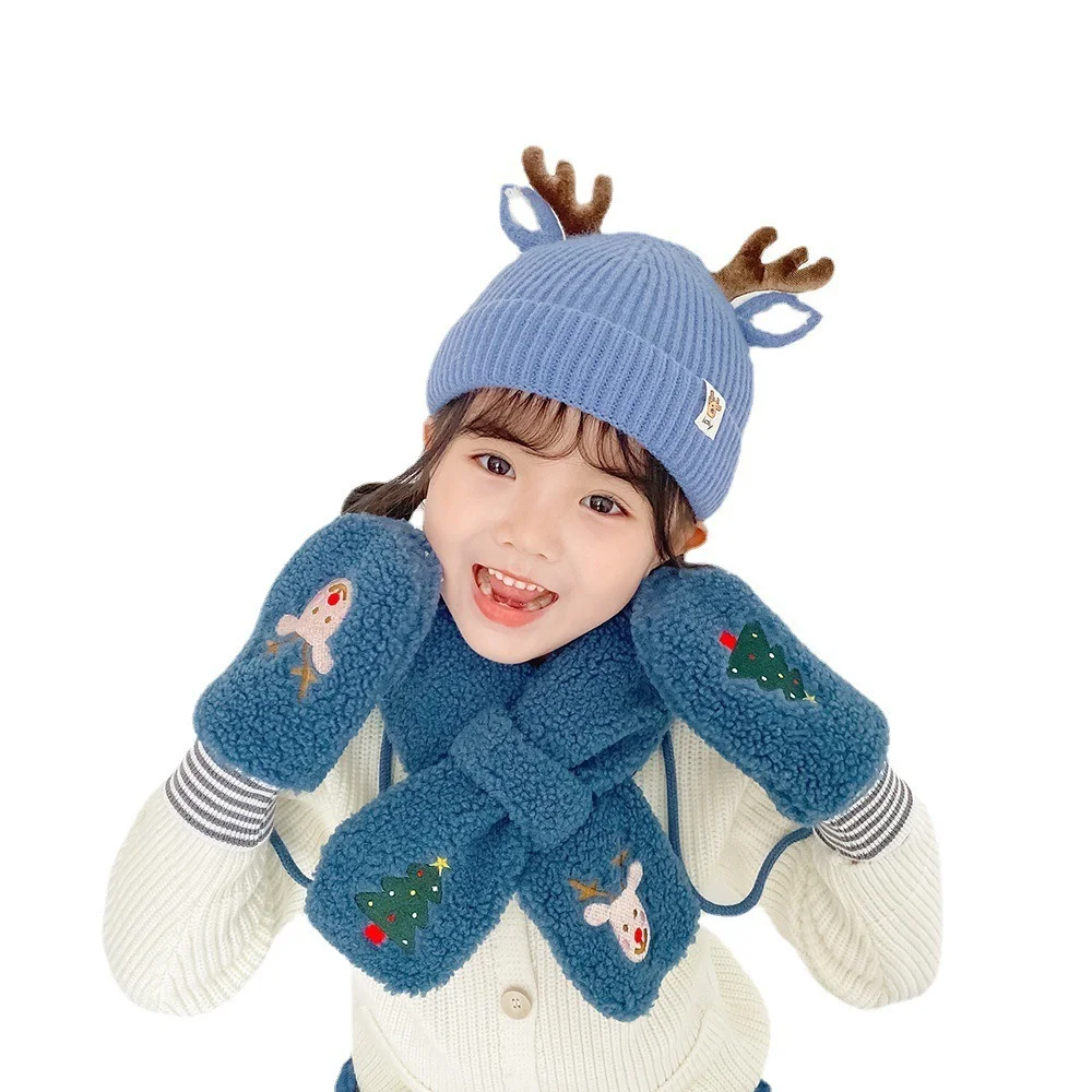 Christmas Deer Children's Three-piece Hat Scarf Gloves Knitted Set Outgoing 2021 New Benhui Winter Warm Set Gift 1-4 Years
Christmas Deer Children's Three-piece Hat Scarf Gloves Knitted Set Outgoing 2021 New Benhui Winter Warm Set Gift 1-4 Years