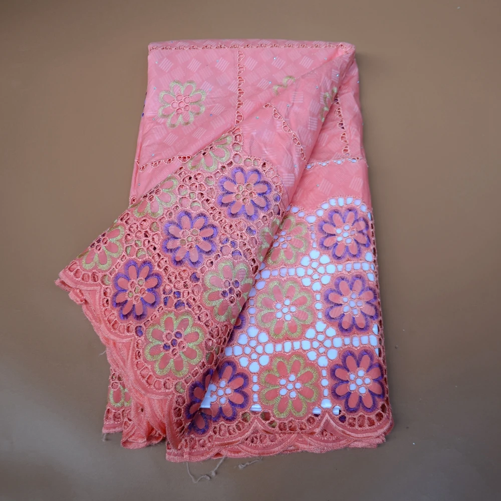 New African European American High Quality Bazin Riche Fabric With Embroidery Sewing materials for clothing 5yard
New African European American High Quality Bazin Riche Fabric With Embroidery Sewing materials for clothing 5yard