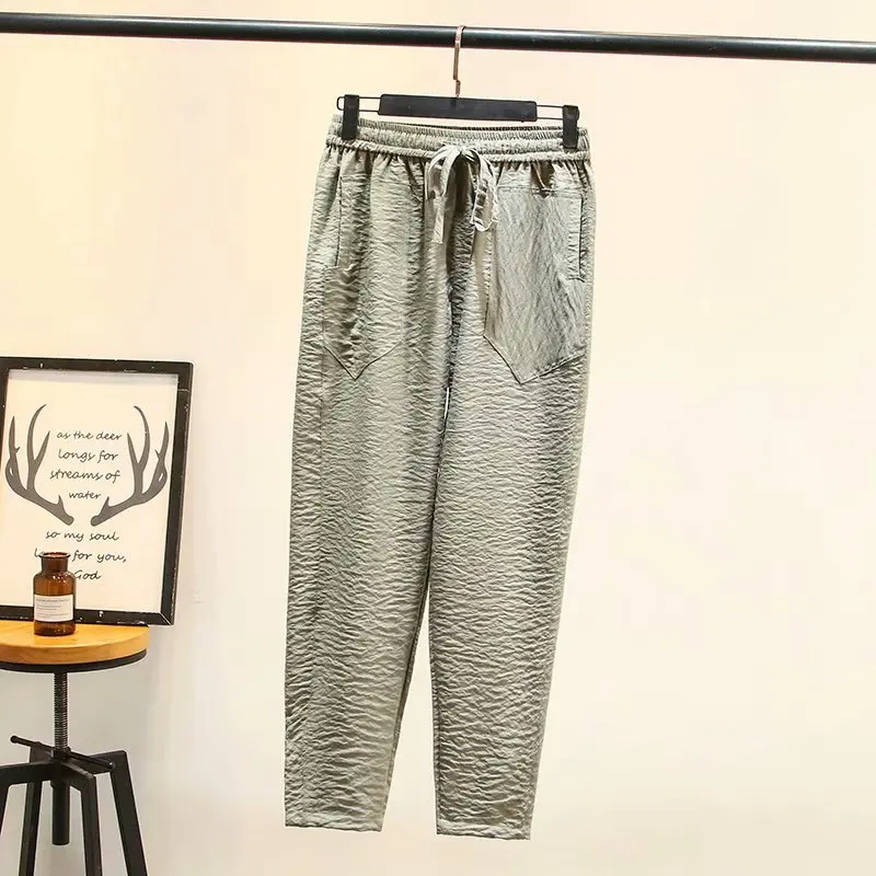 Cool cotton Elastic waist Solid black women plus size loose pants 2020 new spring autumn casual ladies pants female trousers
Cool cotton Elastic waist Solid black women plus size loose pants 2020 new spring autumn casual ladies pants female trousers