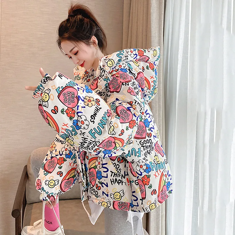 New Printed Down Cotton Jacket Women Winter Coat Loose Short Hooded Parker Women Bread Service Cotton Padded Student Outerwear
New Printed Down Cotton Jacket Women Winter Coat Loose Short Hooded Parker Women Bread Service Cotton Padded Student Outerwear