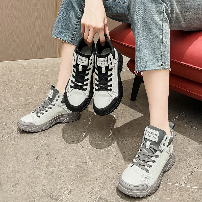 Ins Hot Sale Genuine Leather Sneakers Women High Top Ankle Shoes 2021 Winter New Warm Sneakers Casual Shoes Female Snow Shoes
Ins Hot Sale Genuine Leather Sneakers Women High Top Ankle Shoes 2021 Winter New Warm Sneakers Casual Shoes Female Snow Shoes