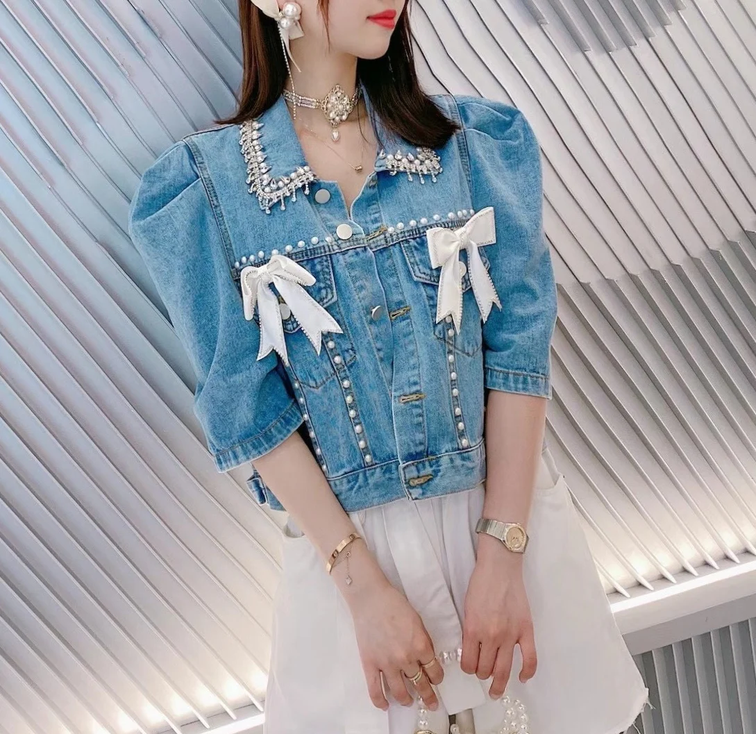 Beaded Blue Coat Women's Clothing 2021 Summer Puff Sleeve Short Jeans Cardigan Short Sleeve Women Jean Jacket
Beaded Blue Coat Women's Clothing 2021 Summer Puff Sleeve Short Jeans Cardigan Short Sleeve Women Jean Jacket