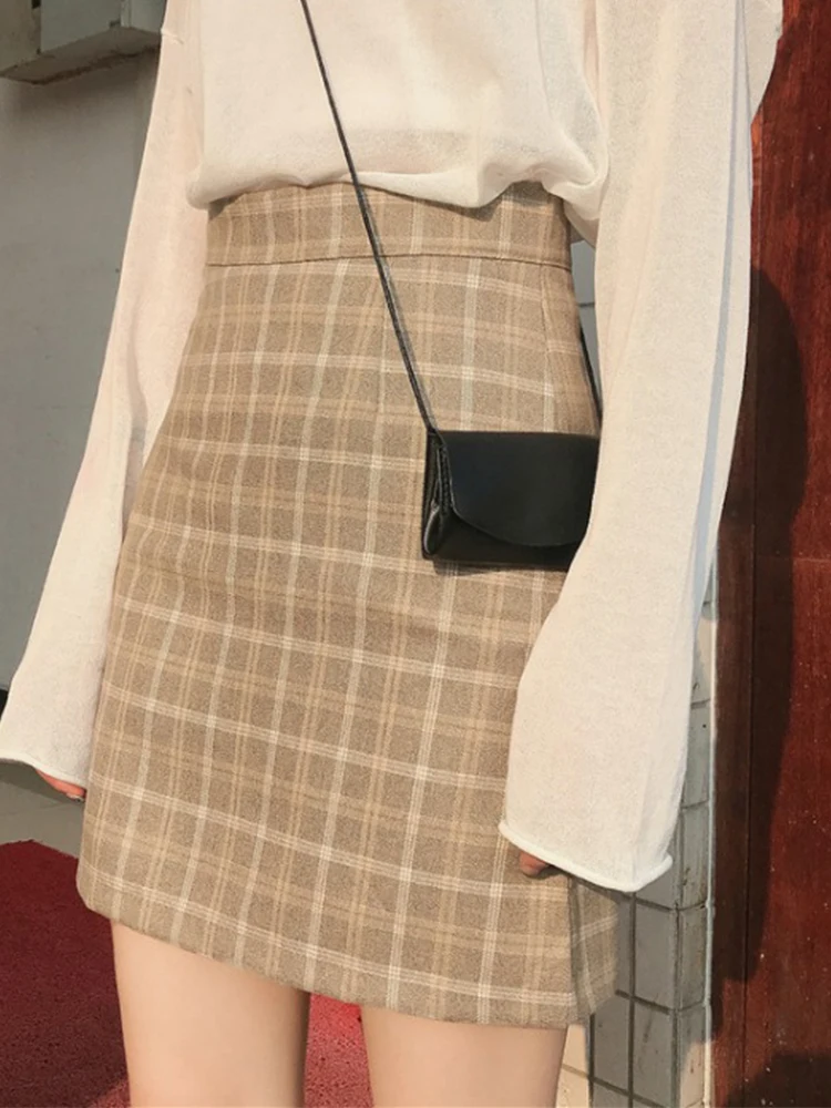 Женская юбка средней длины на весну и осень, новая клетчатая короткая юбка в стиле ретро с высокой талией, женские юбки 
Женская юбка средней длины на весну и осень, новая клетчатая короткая юбка в стиле ретро с высокой талией, женские юбки