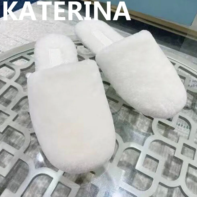 Winter Fur Mules Female Solid Flat Round Toe Cotton Warm Slides Ins Home Furry Shoes Woman Cover Toe Plush Slippers Brand
Winter Fur Mules Female Solid Flat Round Toe Cotton Warm Slides Ins Home Furry Shoes Woman Cover Toe Plush Slippers Brand