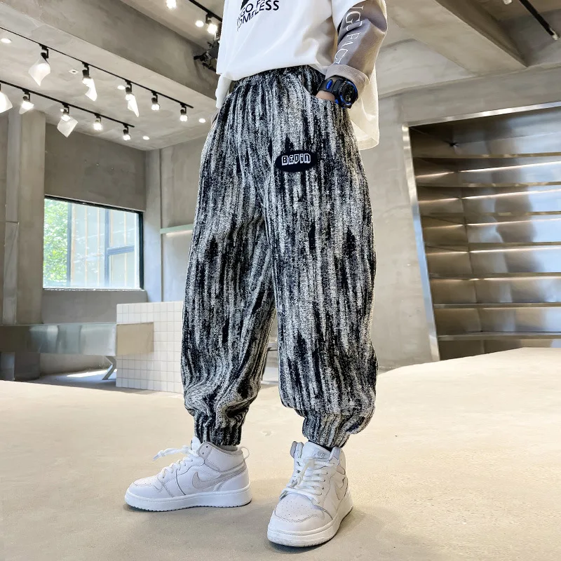 Spring And Autumn Boys' Pants 2021 New Children's Casual Pants Handsome And Fashionable Boy's Pants Suitable For 5-15 Years
Spring And Autumn Boys' Pants 2021 New Children's Casual Pants Handsome And Fashionable Boy's Pants Suitable For 5-15 Years