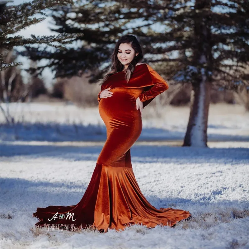 Rust Velvet Maternity Dresses For Photo Shoot Pregnancy Photography Long Mermaid Dresses Ruffles Baby Shower Long Dresses
Rust Velvet Maternity Dresses For Photo Shoot Pregnancy Photography Long Mermaid Dresses Ruffles Baby Shower Long Dresses
